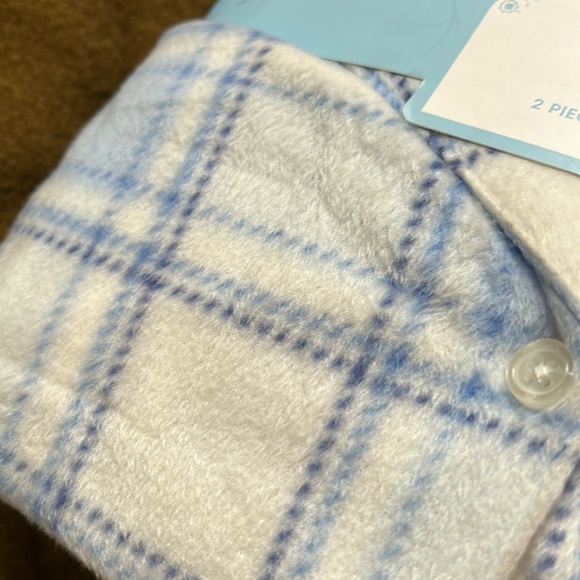 NWT Fleece Plaid sleep set small - Picture 4 of 4